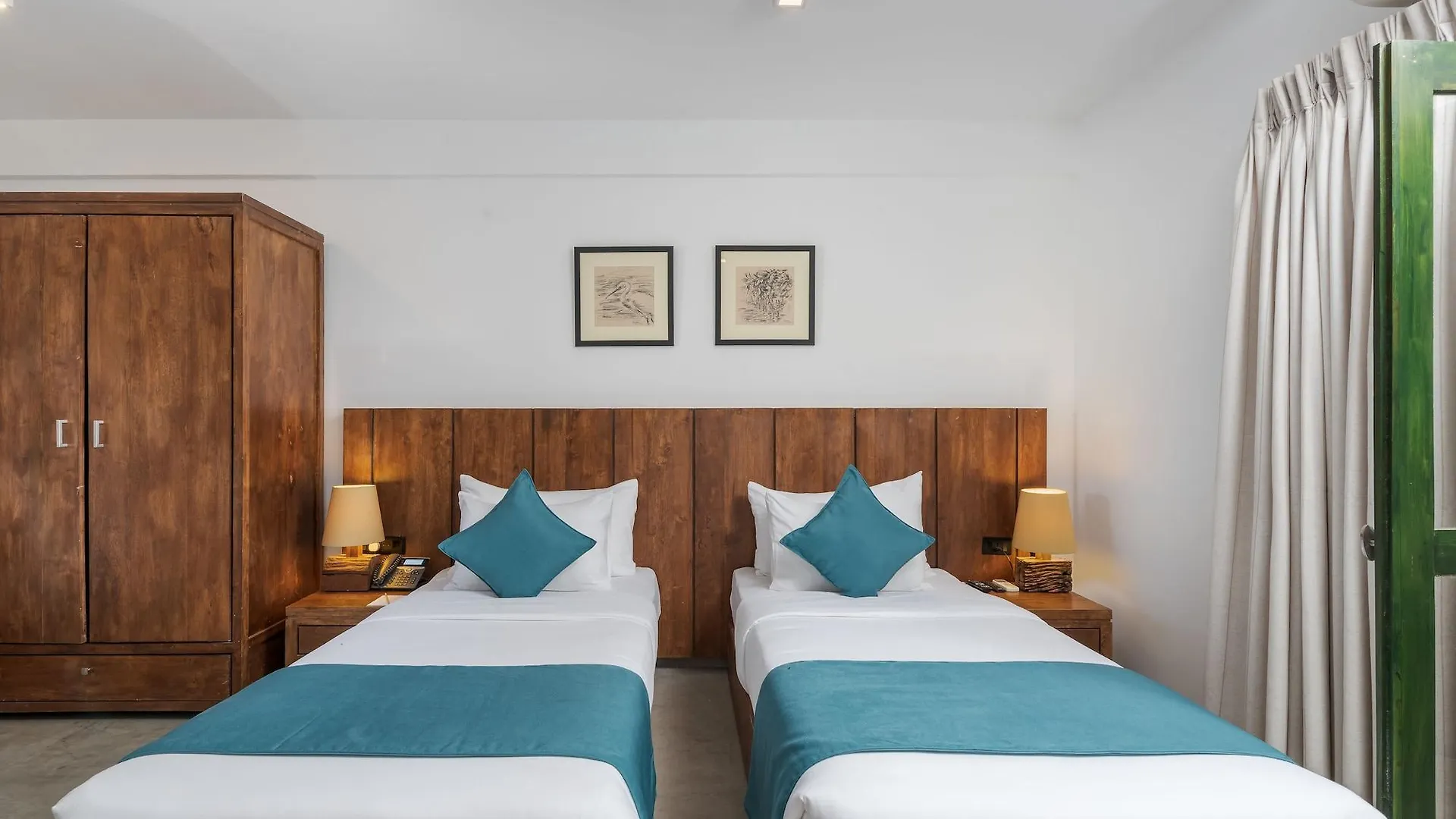 Regenta Arie Lagoon Negombo Hotel