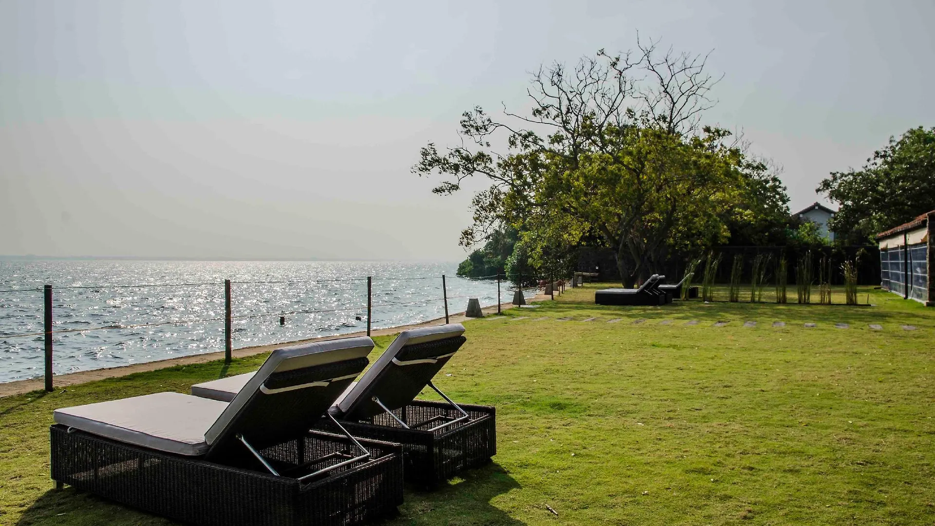 Regenta Arie Lagoon Negombo 5*,  Sri Lanka