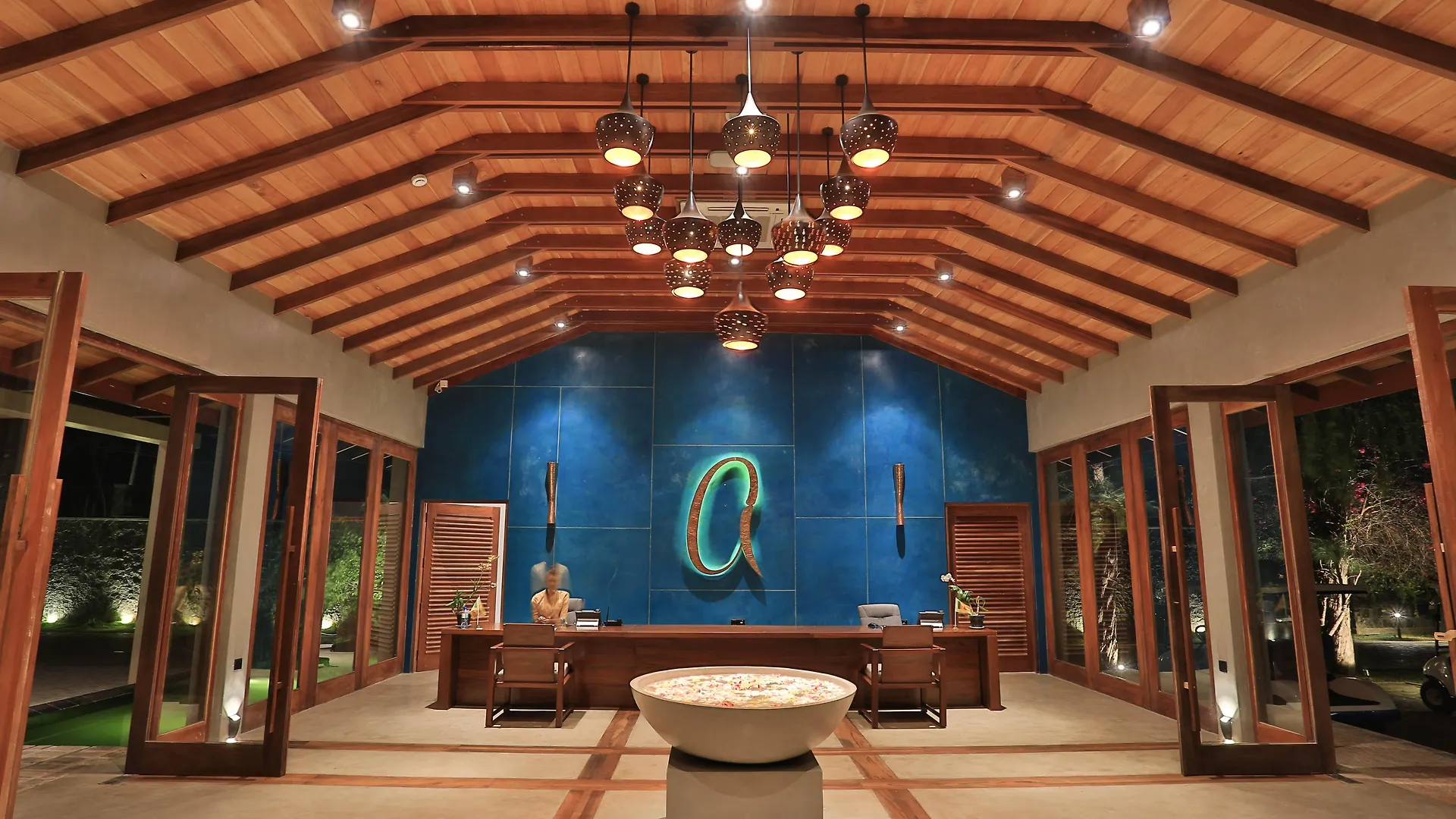Regenta Arie Lagoon Negombo 5*,