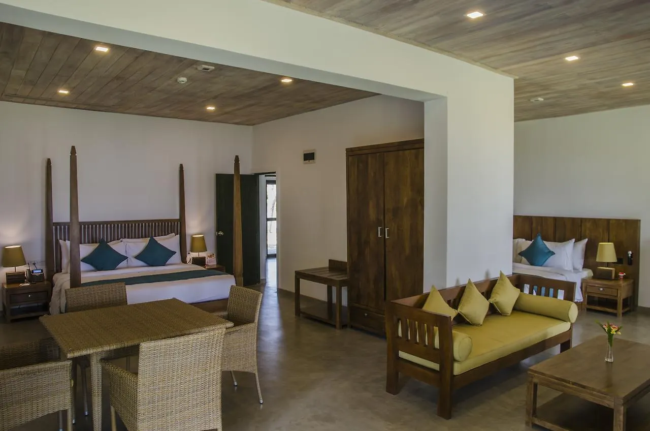 Hotel Regenta Arie Lagoon Negombo