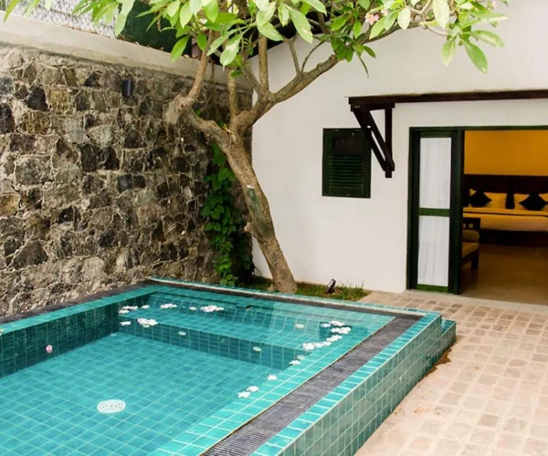 Hotel Regenta Arie Lagoon Negombo
