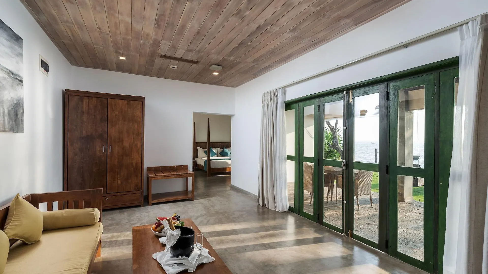 Hotel Regenta Arie Lagoon Negombo